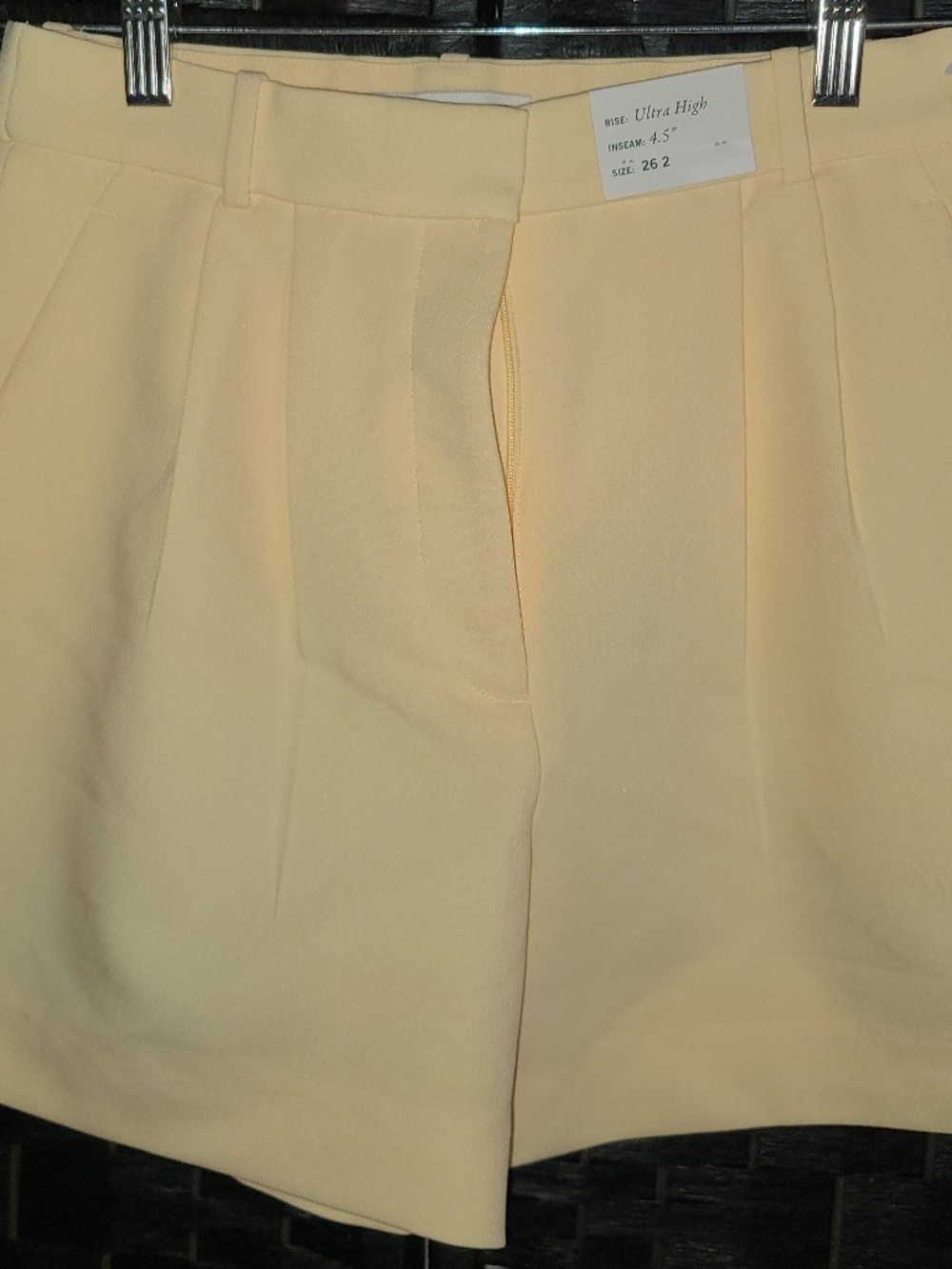 Abercrombie & Fitch  Yellow Trouser High rise Curve 26/2 NWT
